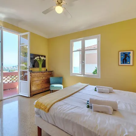 Villa Francesca Beautiful With Sea View And Swimming Pool!